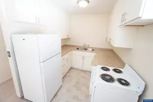 1196 Chemeketa St NE, Salem, OR 97301 - Photo 20