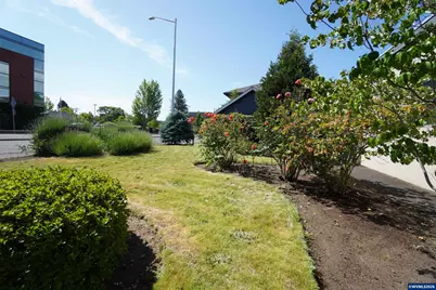 1196 Chemeketa St NE, Salem, OR 97301 - Photo 28