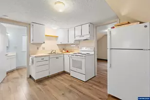 771 21st St SE, Salem, OR 97301 - Photo 10