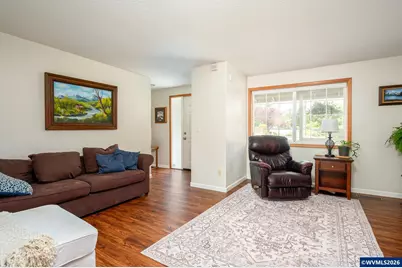 11240 SE Cranberry Lp, Clackamas, OR 97015 - Photo 8