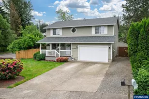 11240 SE Cranberry Lp, Clackamas, OR 97015 - Photo 2