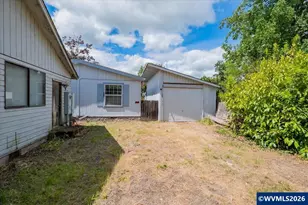 1850 S 9th St, Lebanon, OR 97355 - Photo 4