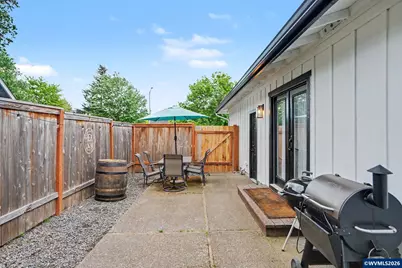 760 SE Edwards Dr, Dundee, OR 97115 - Photo 26