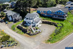 5310 NE Neptune Ln, Lincoln City, OR 97367 - Photo 28