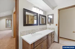 675 Valleywood Dr SE, Salem, OR 97306 - Photo 18