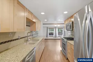 675 Valleywood Dr SE, Salem, OR 97306 - Photo 12