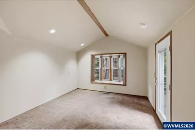 675 Valleywood Dr SE, Salem, OR 97306 - Photo 14