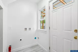 1335 Lee St SE, Salem, OR 97302 - Photo 14