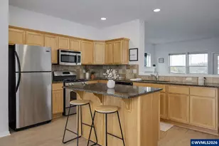 1996 Hawksview Ave SE, Salem, OR 97306 - Photo 8