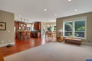 1650 West Meadows Dr NW, Salem, OR 97304 - Photo 22