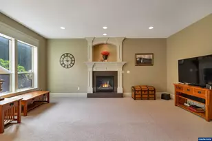 1650 West Meadows Dr NW, Salem, OR 97304 - Photo 20