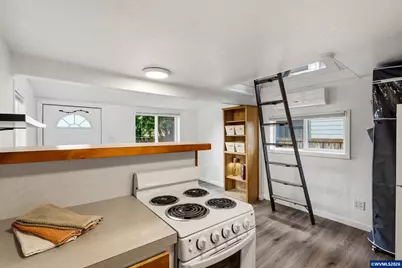 370 24th St NE, Salem, OR 97301 - Photo 20