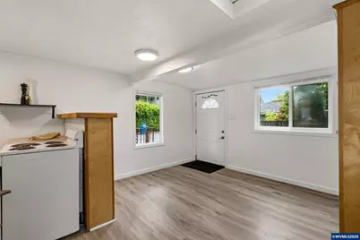 370 24th St NE, Salem, OR 97301 - Photo 18