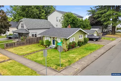 370 24th St NE, Salem, OR 97301 - Photo 4