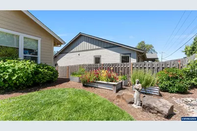 2572 Dragonfly Ct SE, Salem, OR 97306 - Photo 38