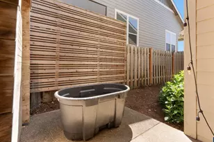 2572 Dragon Fly Ct SE, Salem, OR 97306 - Photo 38
