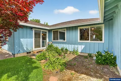 645 Smith Dr, Woodburn, OR 97071 - Photo 28