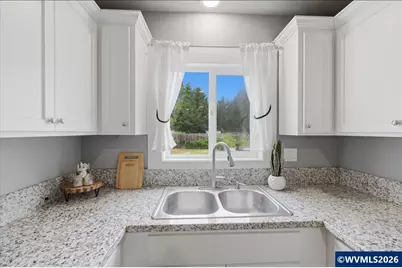 1176 Grove St, Lebanon, OR 97355 - Photo 24