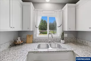 1176 Grove St, Lebanon, OR 97355 - Photo 24
