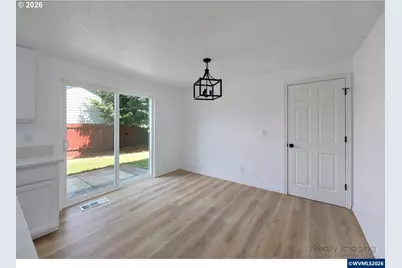 1041 Fabry Rd, Salem, OR 97306 - Photo 6