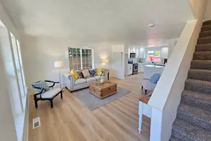1041 Fabry Rd SE, Salem, OR 97306 - Photo 4