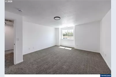 1041 Fabry Rd, Salem, OR 97306 - Photo 8