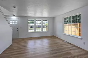 1041 Fabry Rd SE, Salem, OR 97306 - Photo 2