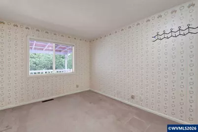 950 Ridgepoint Dr NE, Keizer, OR 97303 - Photo 38