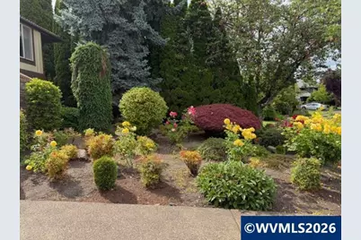 1344 Regency Dr, Eugene, OR 97401 - Photo 2