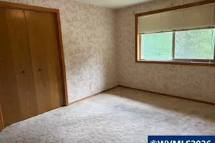1344 Regency Dr, Eugene, OR 97401 - Photo 16