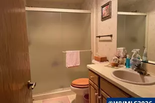 1344 Regency Dr, Eugene, OR 97401 - Photo 14