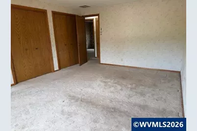 1344 Regency Dr, Eugene, OR 97401 - Photo 24