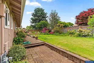 2120 NW Kings Bl, Corvallis, OR 97330 - Photo 34