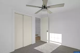 2010 E 1st Av, Albany, OR 97321 - Photo 12