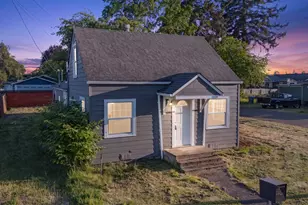 2010 1st Av E, Albany, OR 97321 - Photo 2