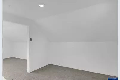2010 E 1st Av, Albany, OR 97321 - Photo 30