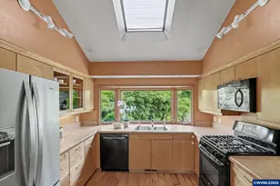 4175 NE Morning St, Corvallis, OR 97330 - Photo 8