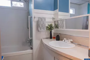 4348 Essex St SE, Salem, OR 97317 - Photo 16