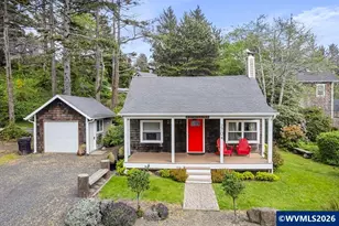 2704 SW Beach Ave, Lincoln City, OR 97367 - Photo 28