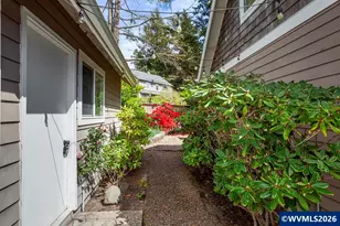 2704 SW Beach Ave, Lincoln City, OR 97367 - Photo 24