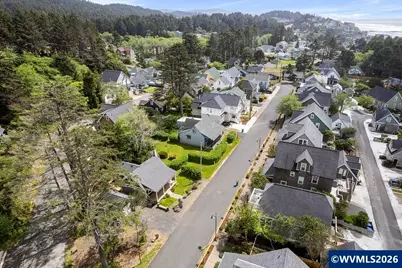 2704 SW Beach Av, Lincoln City, OR 97367 - Photo 34