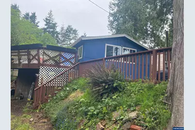 401 SE Surf Av, Lincoln City, OR 97367 - Photo 1