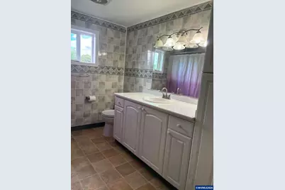425 Boatlanding St, Independence, OR 97351 - Photo 8