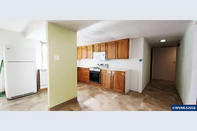 1843 Lexington Cir SE, Salem, OR 97306 - Photo 4