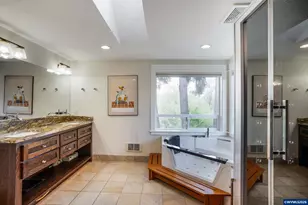 2266 Ironwood St, Eugene, OR 97401 - Photo 12