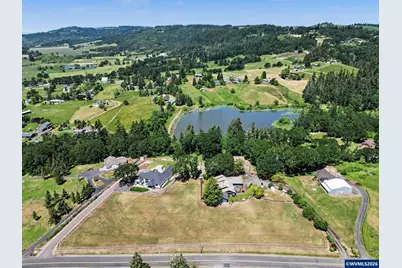 10725 Oak Dr SE, Salem, OR 97306 - Photo 42