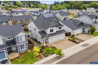 860 Maple St, Brownsville, OR 97327 - Photo 36
