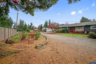 8550 Aumsville Hwy SE, Salem, OR 97317 - Photo 2