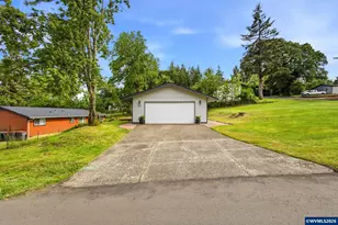 745 SW Barber Ave, Willamina, OR 97396 - Photo 28