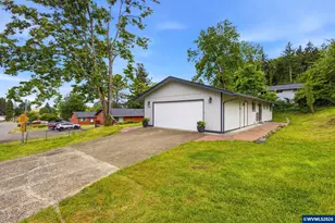 745 SW Barber Ave, Willamina, OR 97396 - Photo 4